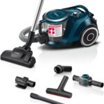 Bosch Staubsauger beutellos Serie 6 ProFamily BGC41XFMLY, ideal für Allergiker, Hygiene-Filter, 10 J. Motorgarantie, Spielzeugfalle, XXL-Polsterdüse, XXL-Fugendüse, hohe Saugkraft, leise, 750 W, blau